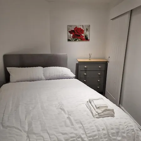 Beautiful Double Bedroom Liverpool Exterior photo