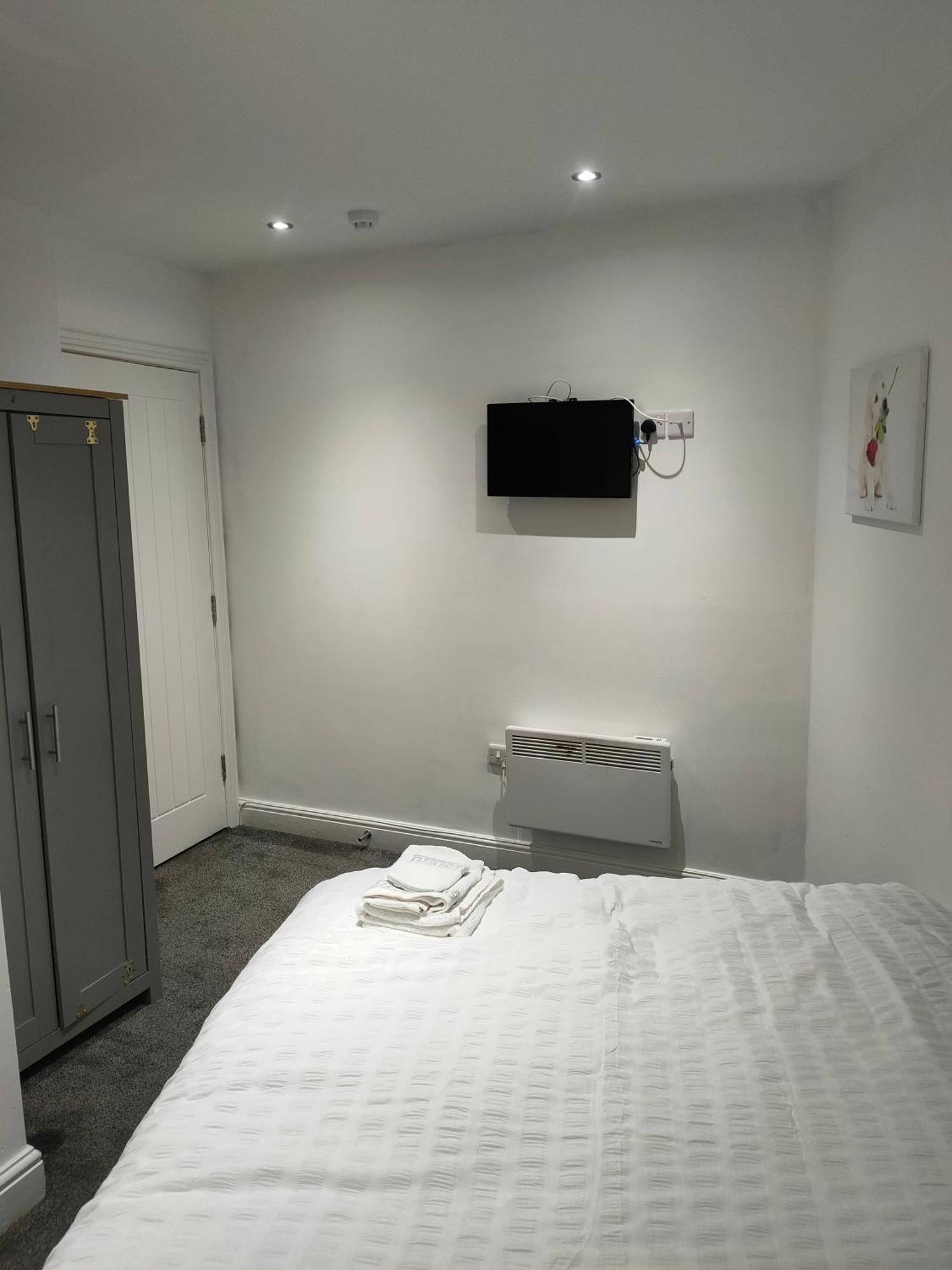 Beautiful Double Bedroom Liverpool